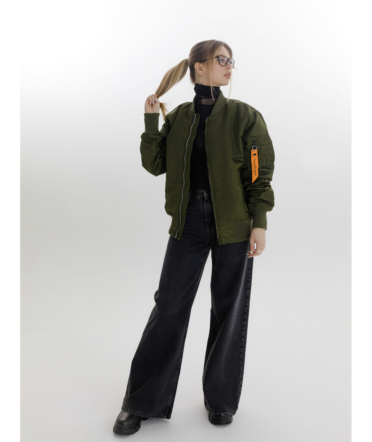 картинка Apolloget B-17 Army Green/Orange от магазинаАполлогет